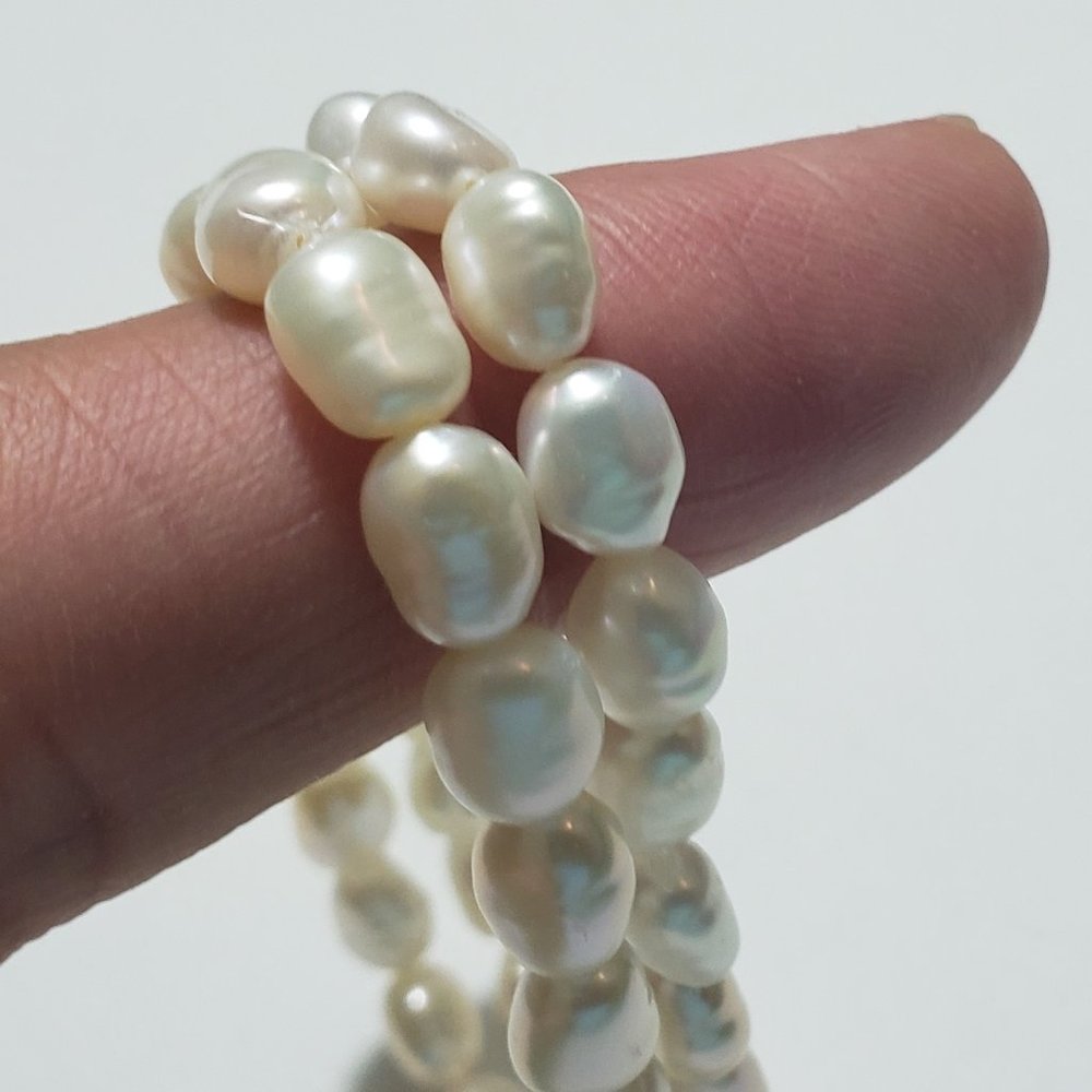 SOLD - SET of 2 Genuine Freshwater Cultured White Pearl CUTE Stretch Bracelets